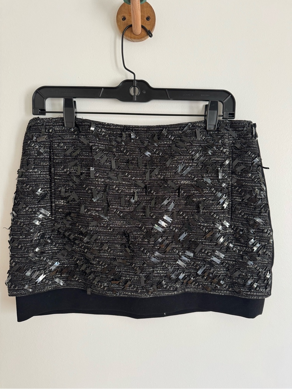 DIANE VON FURSTENBURG RARE Black Sequin Tweed Mini Skirt with Pockets